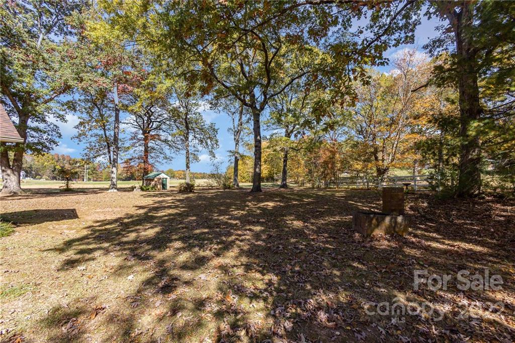 898 East Old Limestone Road York, SC 29745 - Photo 34 of 34 Gallery Image 34