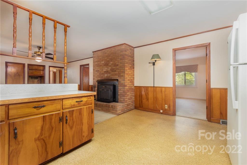 898 East Old Limestone Road York, SC 29745 - Photo 10 of 34 Gallery Image 10