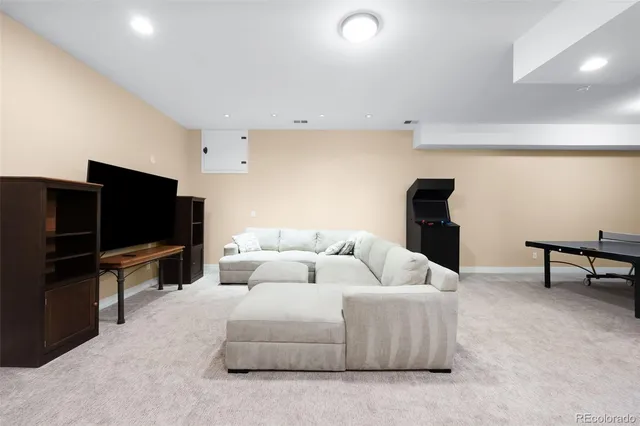 $5,450 | 1177 Newport Street, Denver, CO 80220