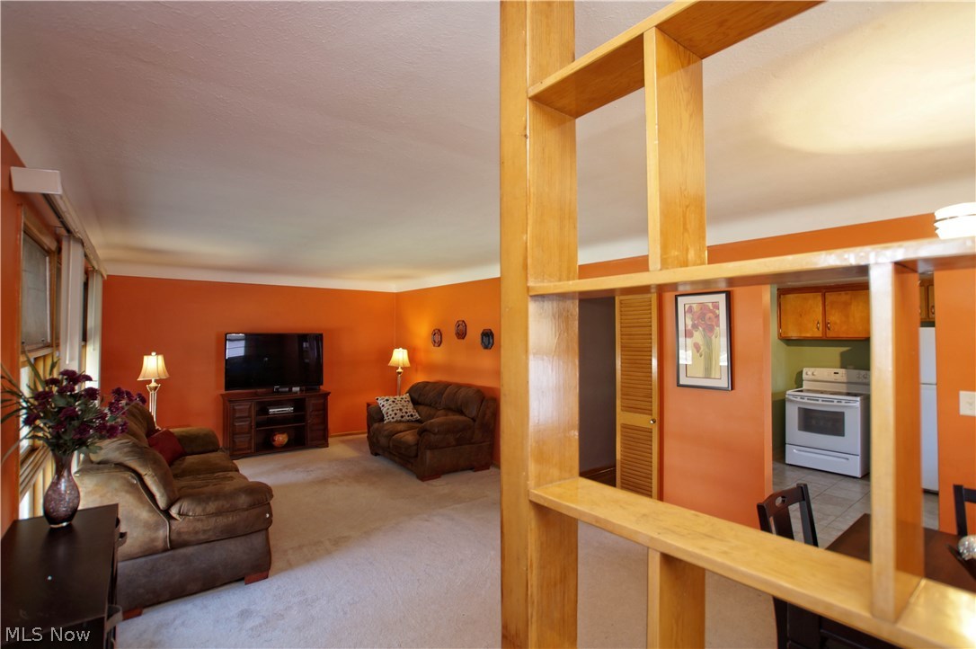 28690 Forest Road Willowick, OH 44095 - Photo 17 of 21 Gallery Image 17