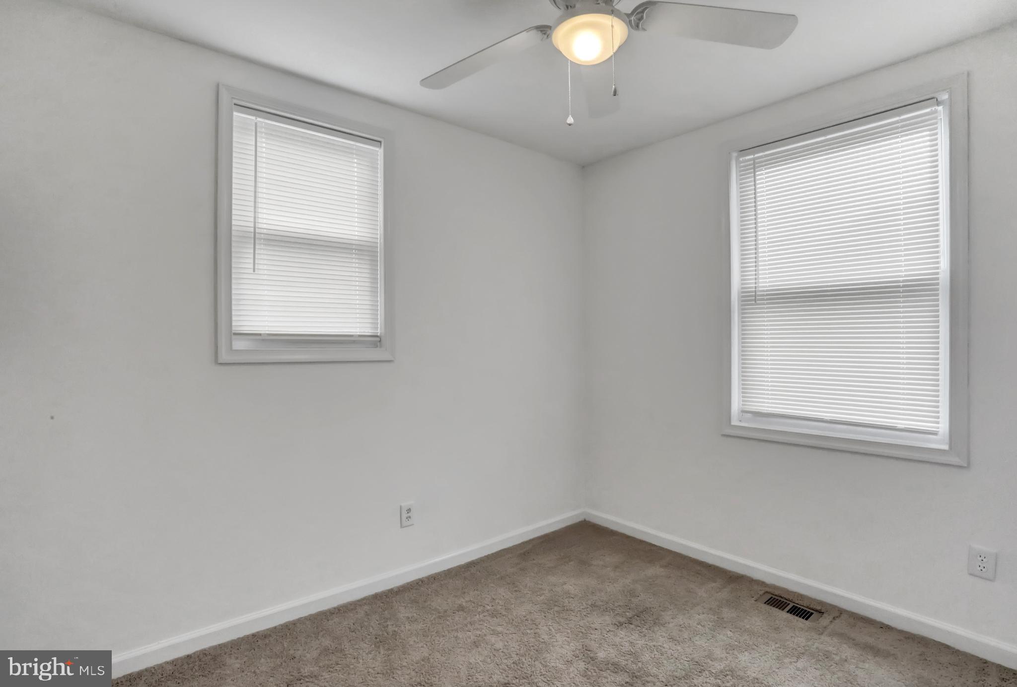 304 Riverside Road Baltimore, MD 21221 - Photo 32 of 43