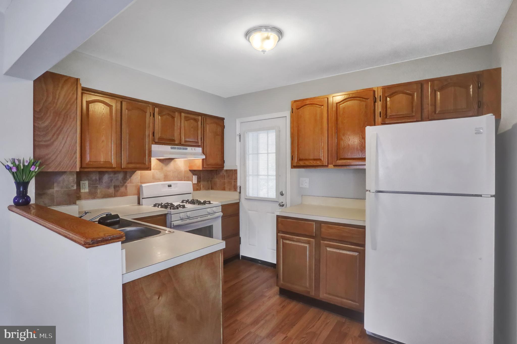 304 Riverside Road Baltimore, MD 21221 - Photo 8 of 43