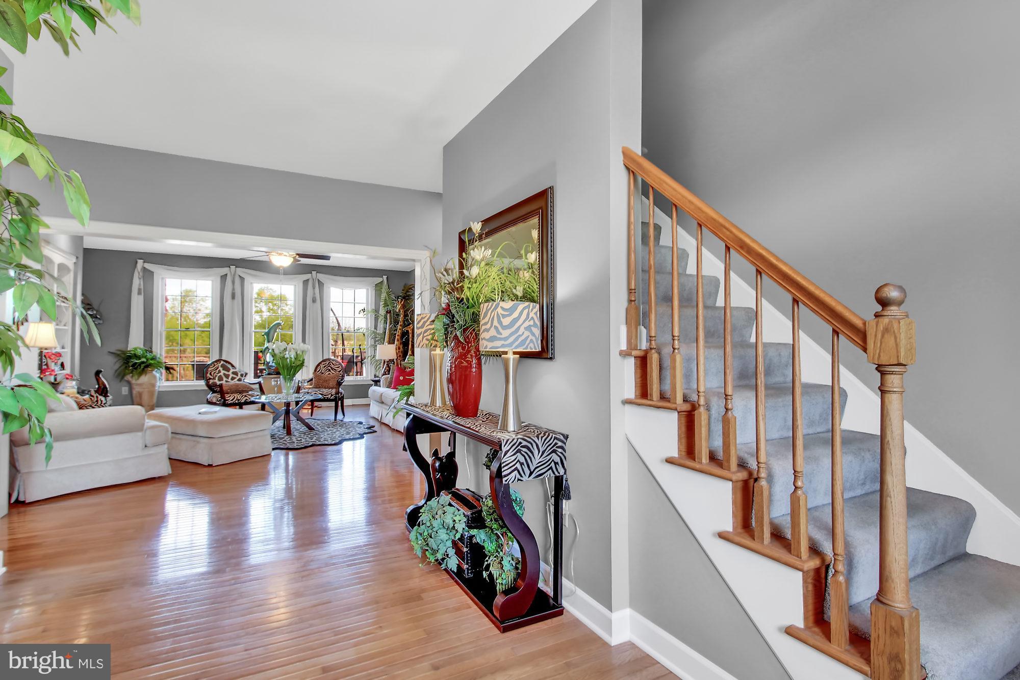 735 Rohen Ridge Drive Lititz, PA 17543 - Photo 8 of 50 Foyer