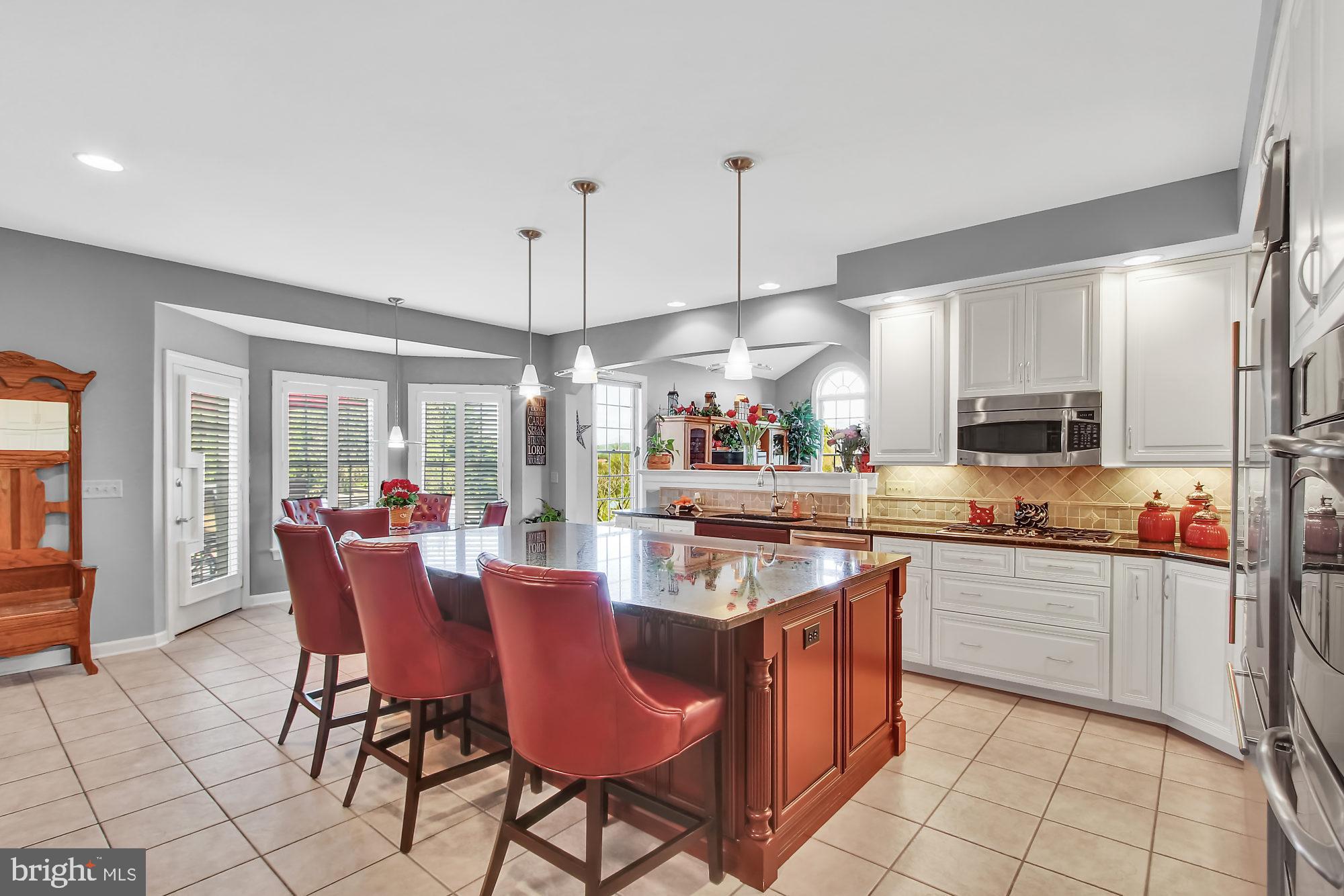 735 Rohen Ridge Drive Lititz, PA 17543 - Photo 9 of 50 Kitchen
