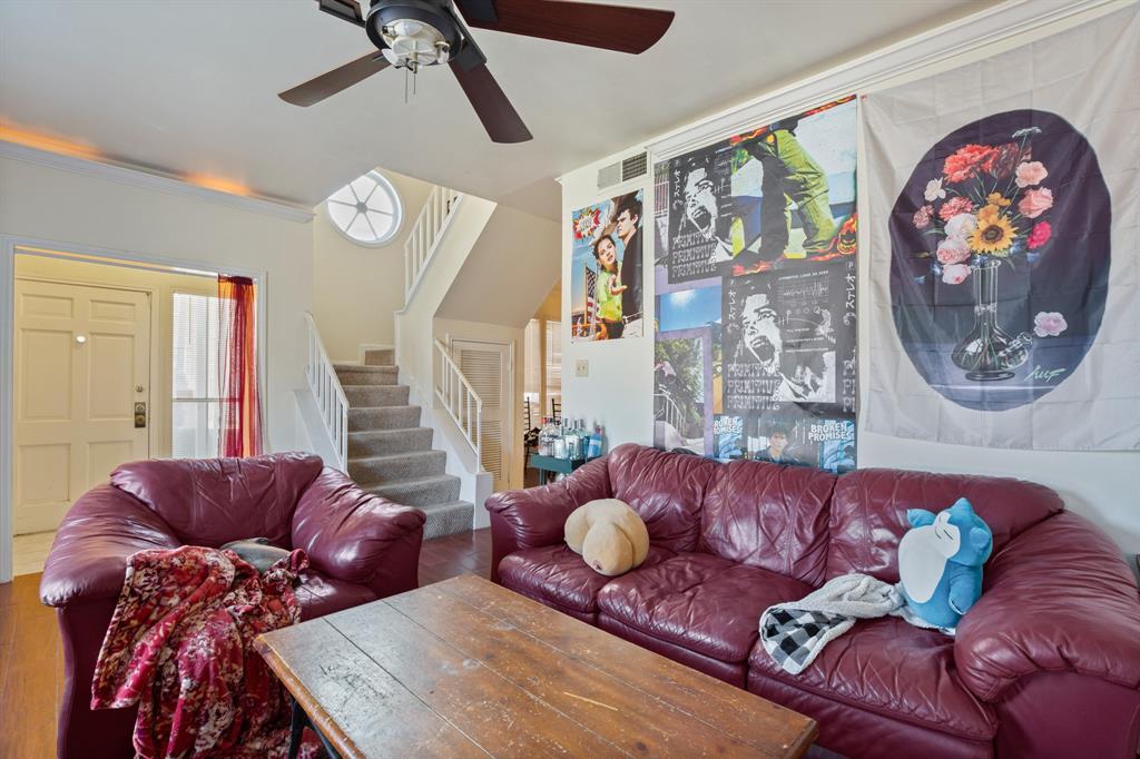 2529 Rio Grande Street, Unit 7 Austin, TX 78705 - Photo 4 of 13 a living room with furniture and a window