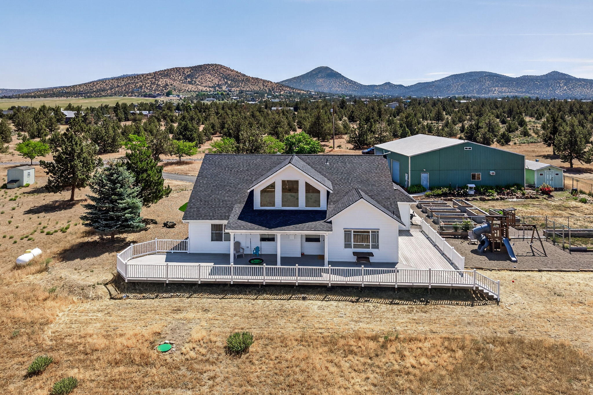 13507 Shumway Road Powell Butte, OR 97753 - Photo 45 of 70 2025_06_25_13507_shumway_road_pb-74