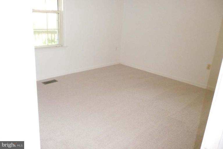9203 Fort Foote Road Fort Washington, MD 20744 - Photo 3 of 7 Bedroom #1