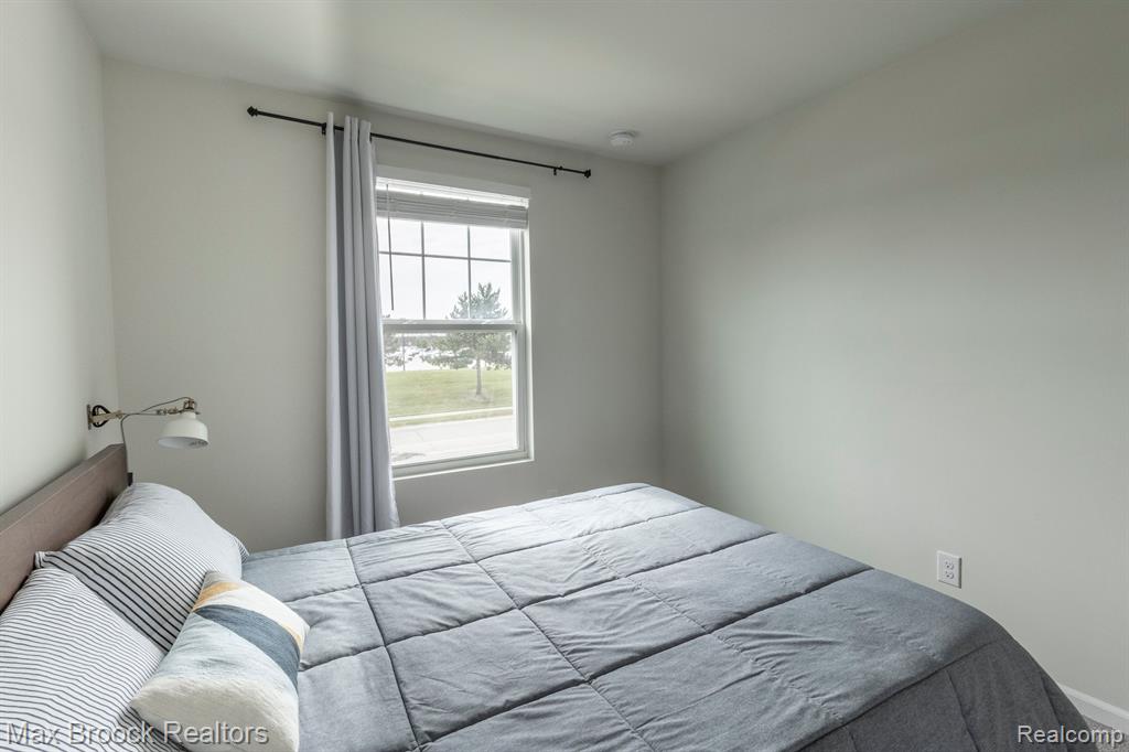 919 Barclay Circle, Unit 37 Rochester Hills, MI 48307 - Photo 34 of 56