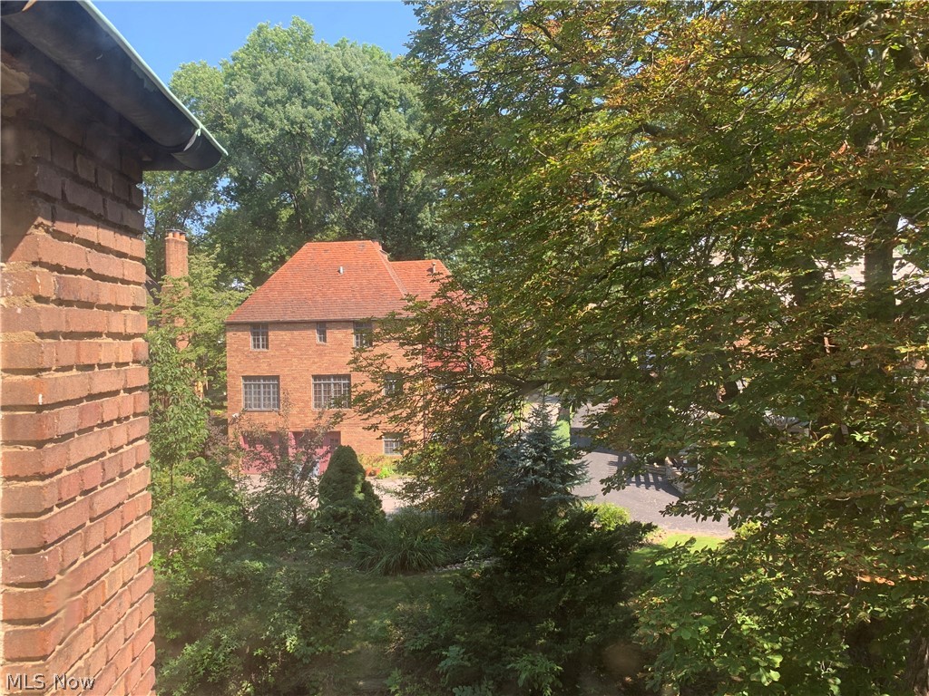 15657 Wyatt Road Cleveland, OH 44112 - Photo 28 of 31 Gallery Image 28