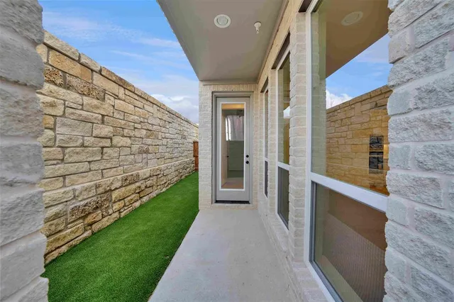 $3,950 | 3117 Sir Judge Drive, Lewisville, TX 75056