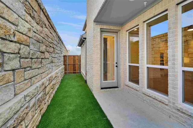 $3,950 | 3117 Sir Judge Drive, Lewisville, TX 75056