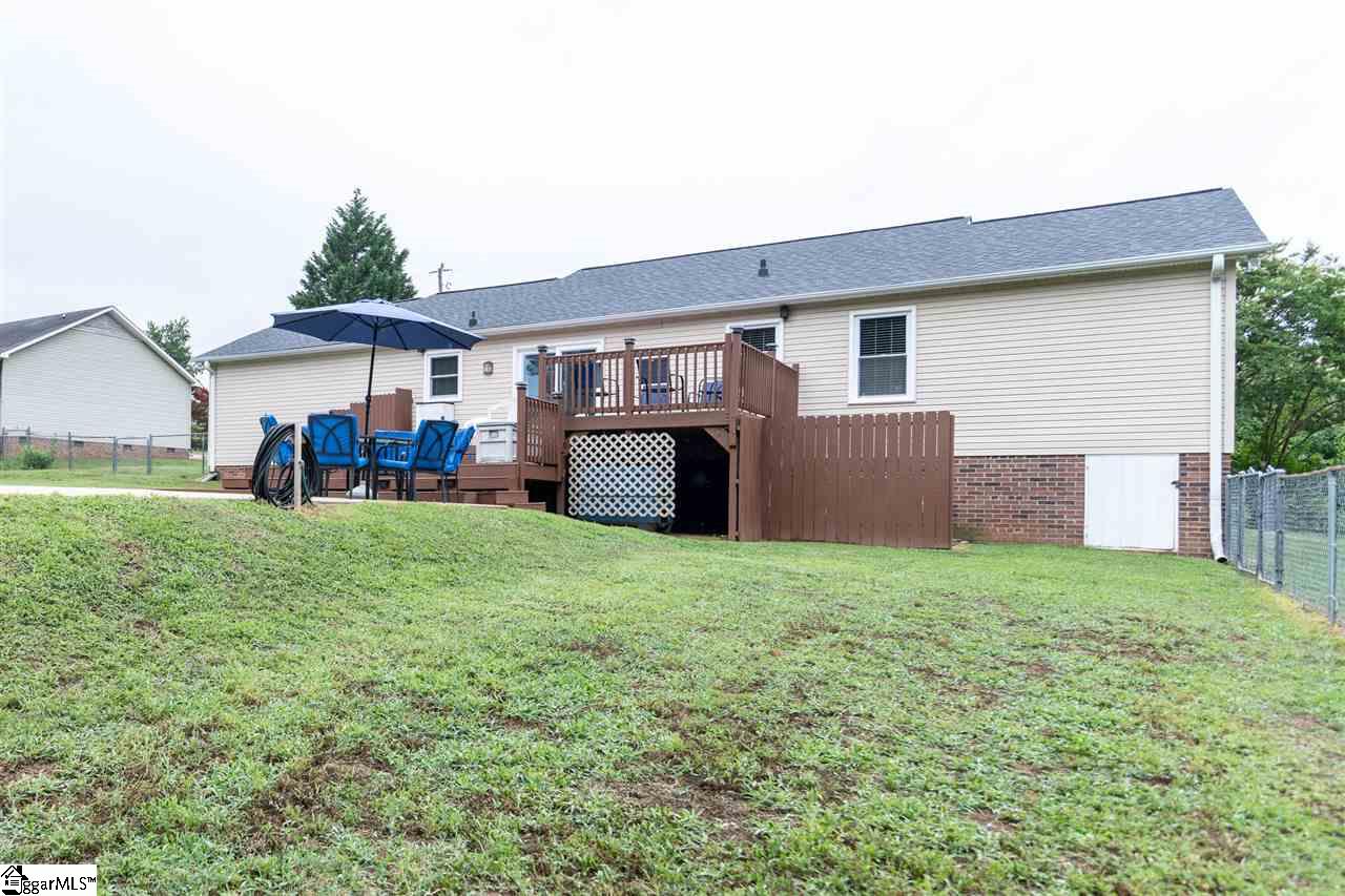 618 Chick Springs Road Taylors, SC 29687 - Photo 5 of 24 Gallery Image 5