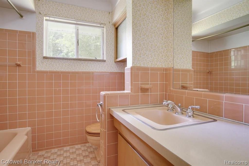 1439 Gracedale Drive Rochester Hills, MI 48309 - Photo 29 of 32