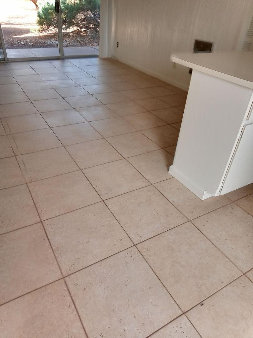 4140 East Cliffside Trail, Unit H Rimrock, AZ 86335 - Photo 12 of 15 a view of an empty room with staircase