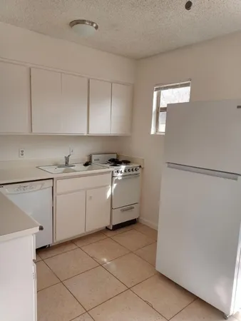 $1,205 | 4140 East Cliffside Trail, Unit H, Rimrock, AZ 86335