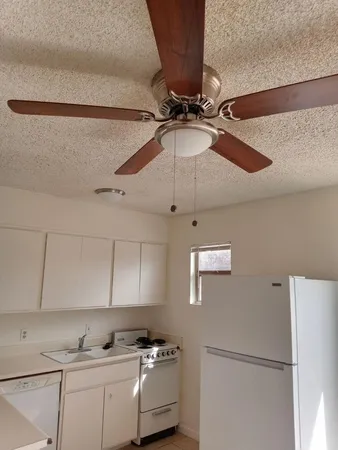 $1,205 | 4140 East Cliffside Trail, Unit H, Rimrock, AZ 86335