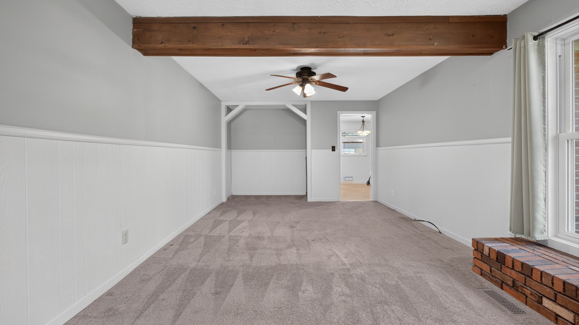 919 Vale Street Bloomington, IL 61701 - Photo 13 of 40