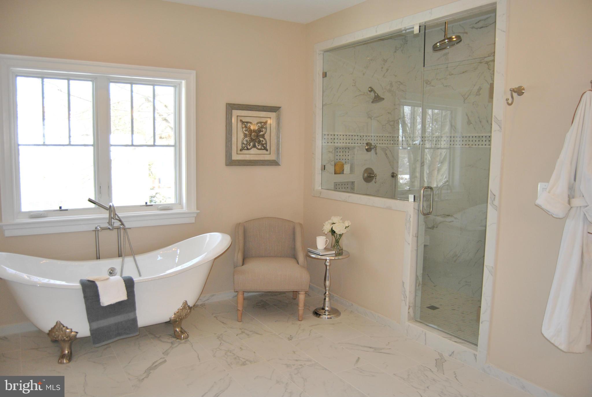 6587 Little Falls Road Arlington, VA 22213 - Photo 27 of 30 Interior (General)