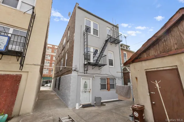 a view of a house with a sink