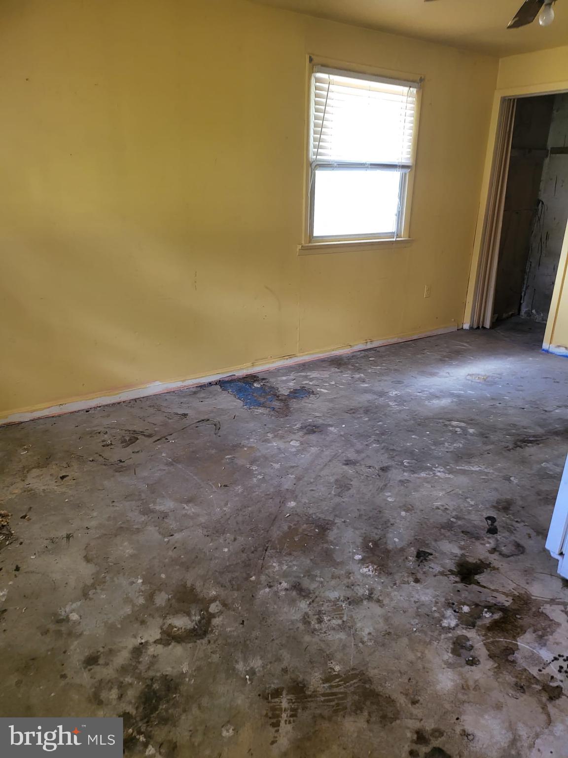 9001 Taylor Street Springdale, MD 20706 - Photo 4 of 14 Gallery Image 4