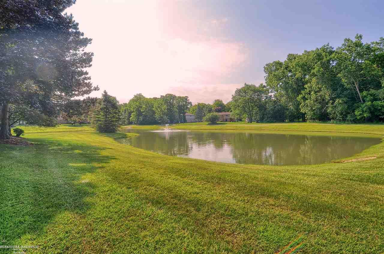 1800 North Adams Road Rochester Hills, MI 48306 - Photo 40 of 43