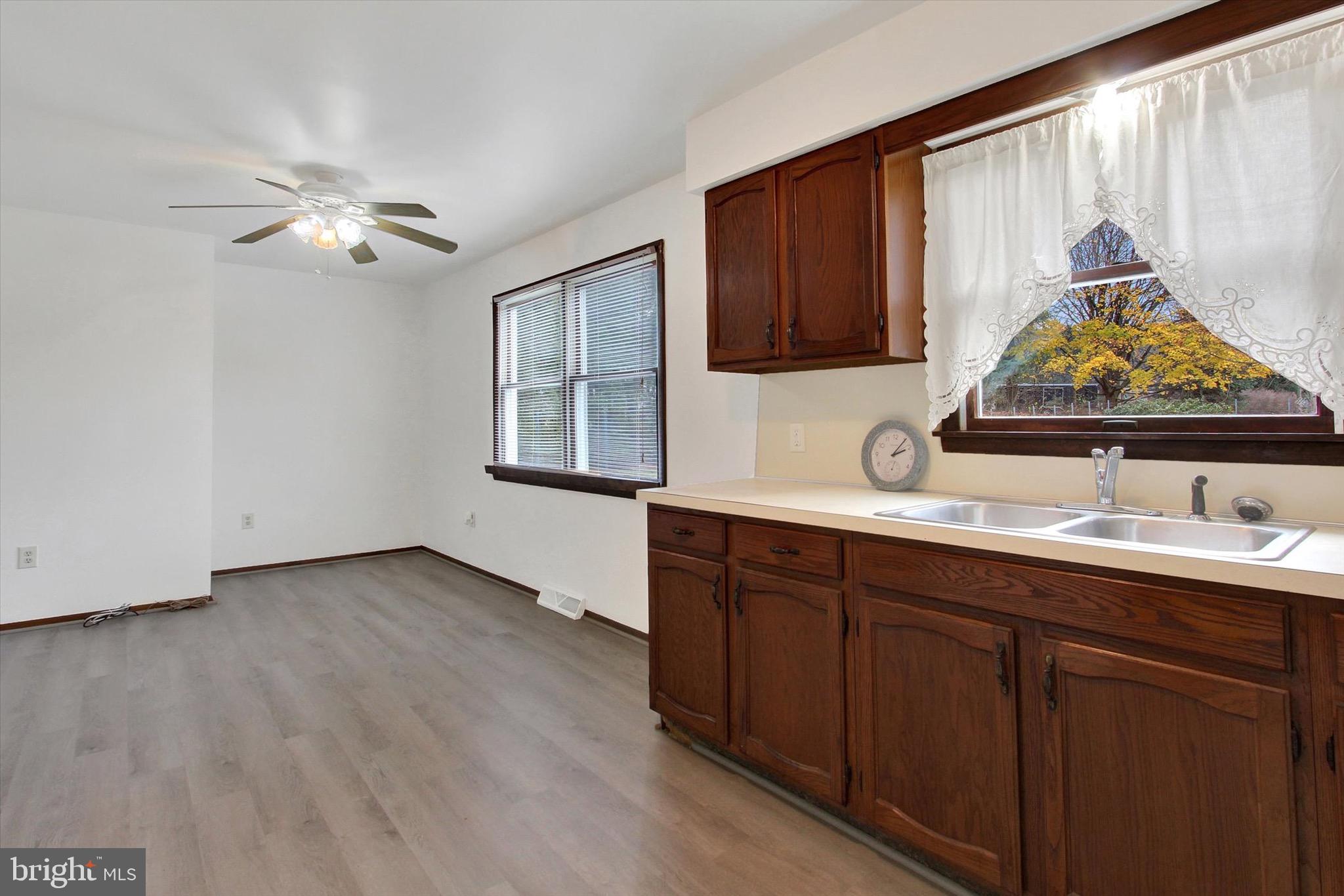 9230 Orchard Road Spring Grove, PA 17362 - Photo 12 of 28 Gallery Image 12