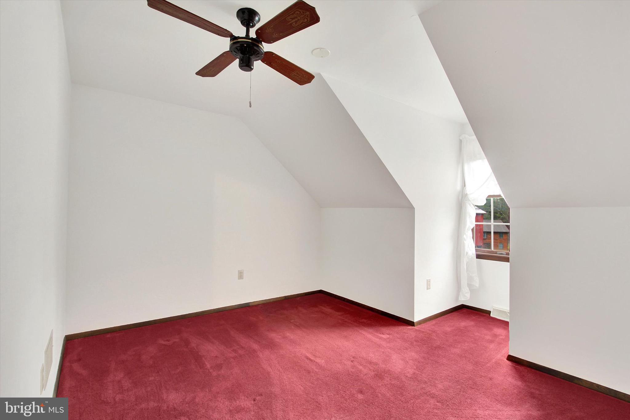 9230 Orchard Road Spring Grove, PA 17362 - Photo 17 of 28 Gallery Image 17