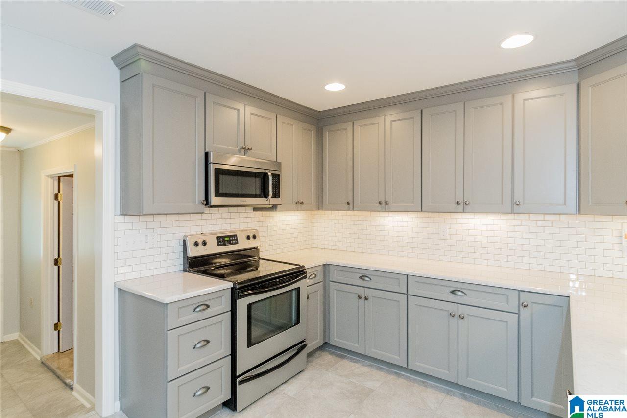 2071 20th Street Calera, AL 35040 - Photo 3 of 41