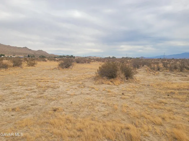 $12,000 | B12 Vic 75 Street West, Lancaster, CA 93536