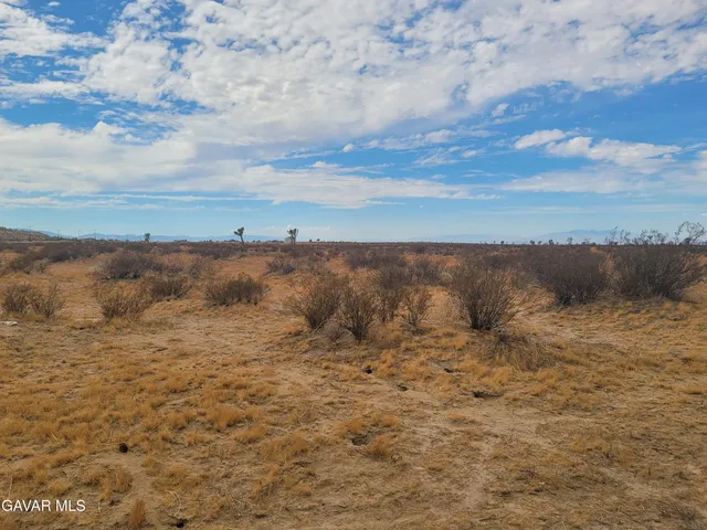 $12,000 | B12 Vic 75 Street West, Lancaster, CA 93536