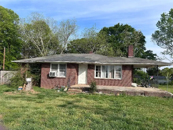 $149,000 | 213 East Shockley Ferry Road, Anderson, SC 29624