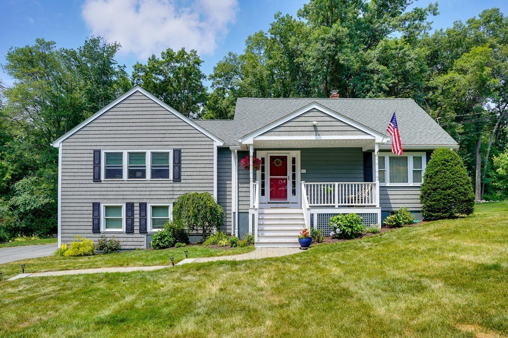 10 Meadowvale Road Burlington, MA 01803 - Photo 1 of 17 Gallery Image 1