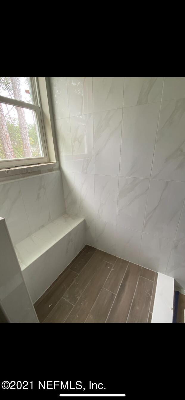 2875 Orange Picker Road Jacksonville, FL 32223 - Photo 7 of 11 Mast bath