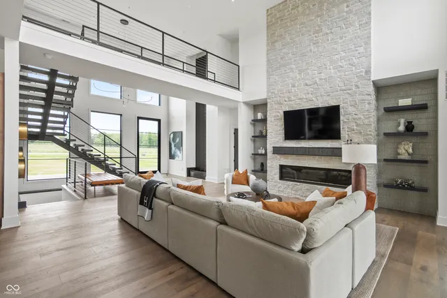 $3,649,000 | 9700 Windy Hills Drive, Zionsville, IN 46077
