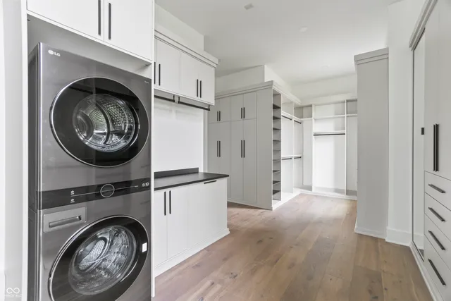 $3,649,000 | 9700 Windy Hills Drive, Zionsville, IN 46077