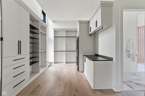 $3,649,000 | 9700 Windy Hills Drive, Zionsville, IN 46077