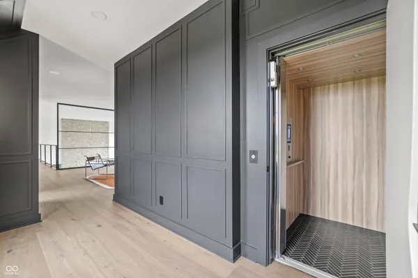 $3,649,000 | 9700 Windy Hills Drive, Zionsville, IN 46077