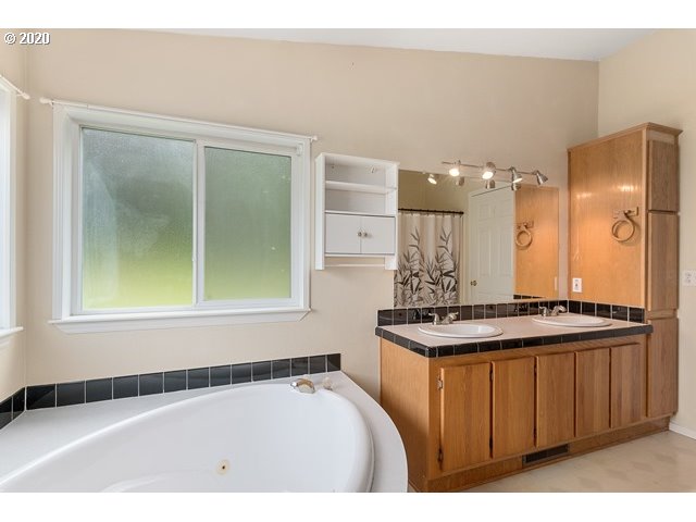 73503 Debast Road Rainier, OR 97048 - Photo 12 of 23
