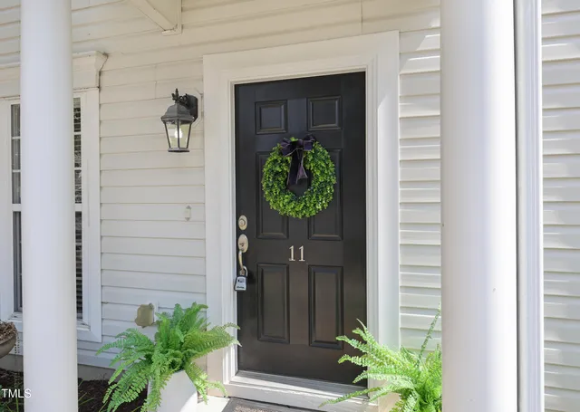 a view of a entryway of the house