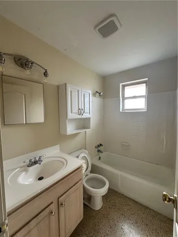 $1,000 | 115 K Street, Unit A, Belle Chasse, LA 70037