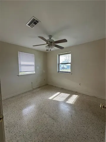 $1,000 | 115 K Street, Unit A, Belle Chasse, LA 70037