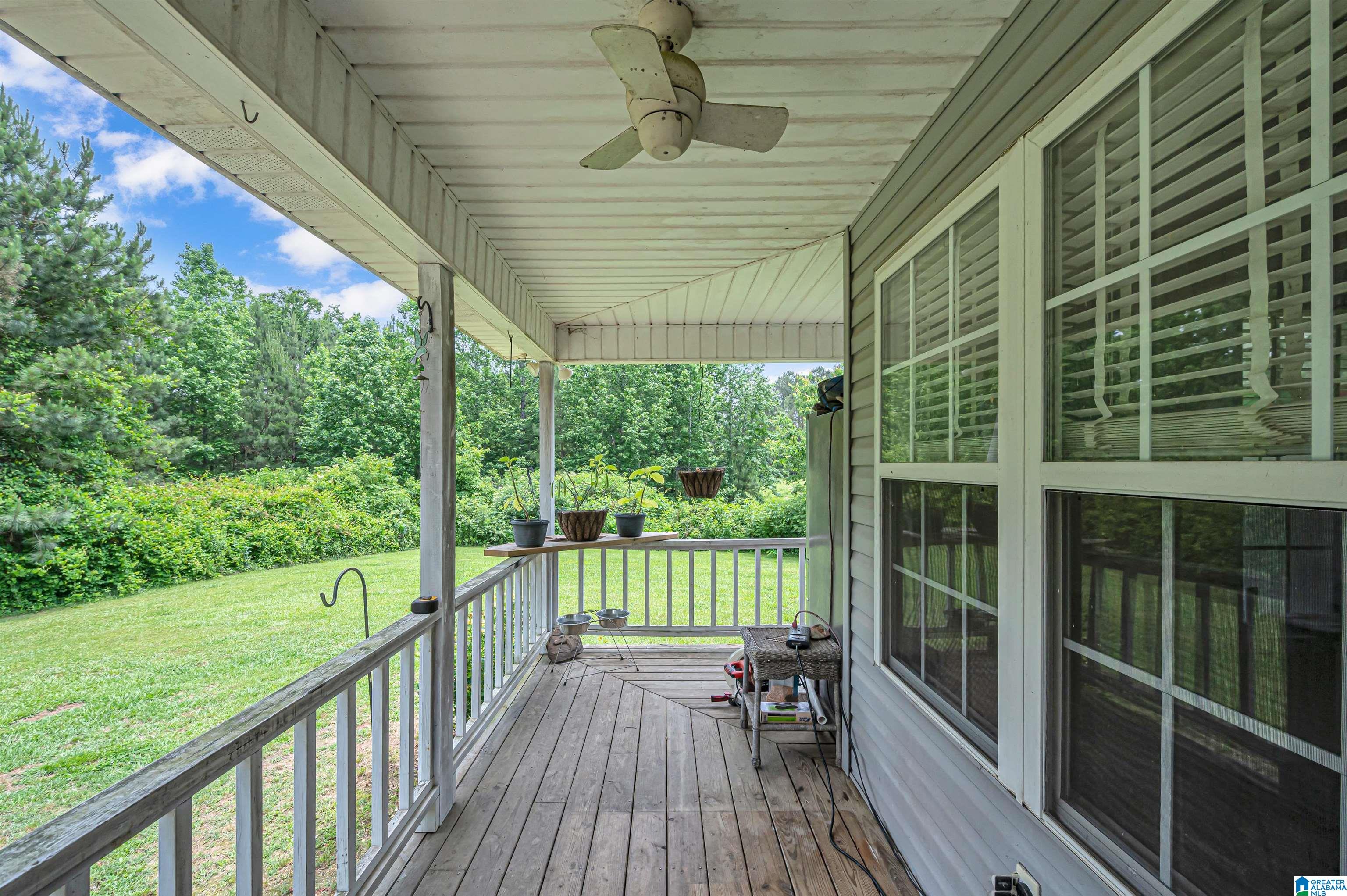 381 Hunters Crossing Road Odenville, AL 35120 - Photo 5 of 48