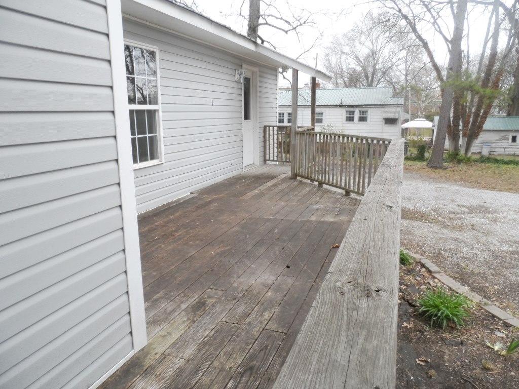 106 South Moore Road Chattanooga, TN 37411 - Photo 12 of 17 SAM_2403