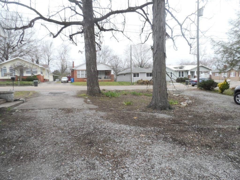 106 South Moore Road Chattanooga, TN 37411 - Photo 13 of 17 SAM_2404