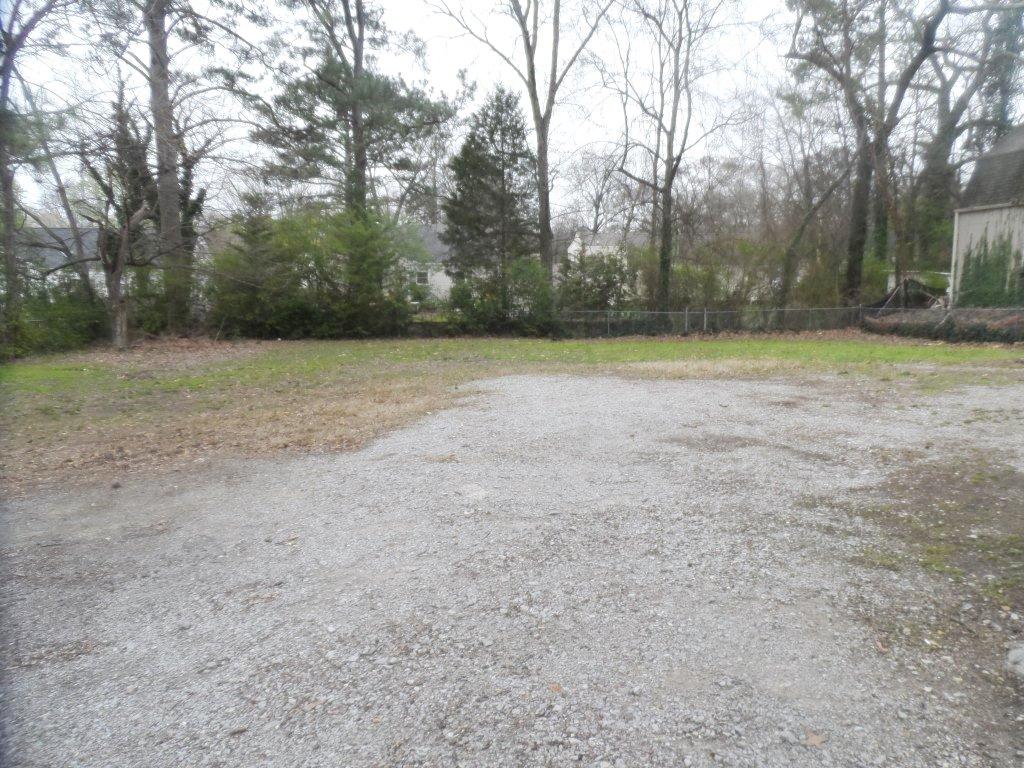106 South Moore Road Chattanooga, TN 37411 - Photo 6 of 17 SAM_2396