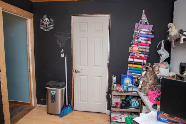 a view of a workspace with lots of stuff