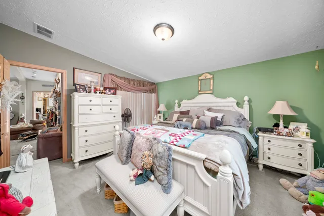 $149,900 | 32 Peggy Drive, Sandwich, IL 60548