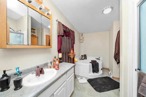 $141,000 | 32 Peggy Drive, Sandwich, IL 60548