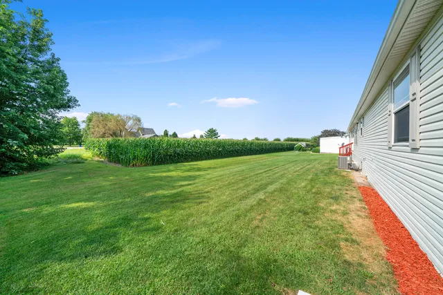 $149,900 | 32 Peggy Drive, Sandwich, IL 60548