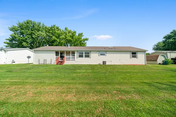 $141,000 | 32 Peggy Drive, Sandwich, IL 60548
